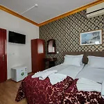 Sirkeci Emek 2* איסטמבול
