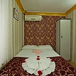 Sirkeci Emek מלון