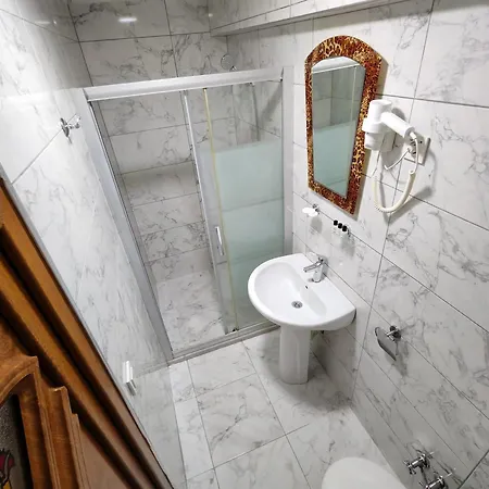 Hotel Sirkeci Emek 2*