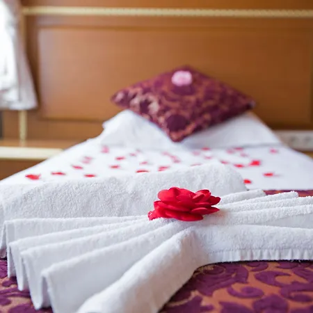 Sirkeci Emek Hotel 2*