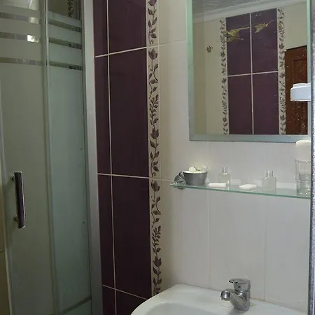 Otel Sirkeci Emek 2*