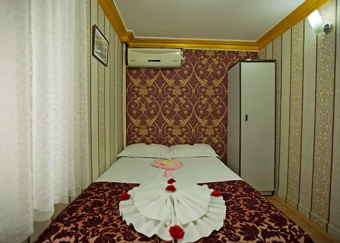 Sirkeci Emek Отель