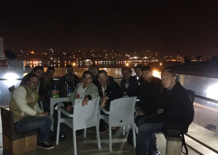 Sirkeci Emek Hotell 2*