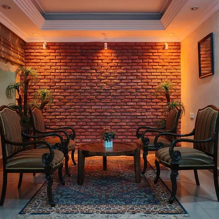 فندق سيركيسي إميك 2*